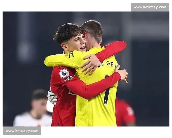 足坛丁修再放大招：姆贝乌莫亿元转会费 + 25 万周薪，曼联被逼上梁山！