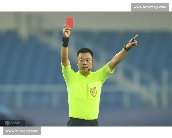 新鹏城 vs 三镇补赛裁判确定：黄翼主裁，邢琦担任 VAR