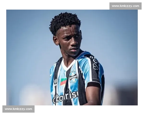 罗马诺确认!切尔西 5500 万镑签巴西锋线新星,7 年长约锁定未来核心 罗马诺确认!切尔西 5500 万镑签巴西锋线新星,7 年长约锁定未来核心